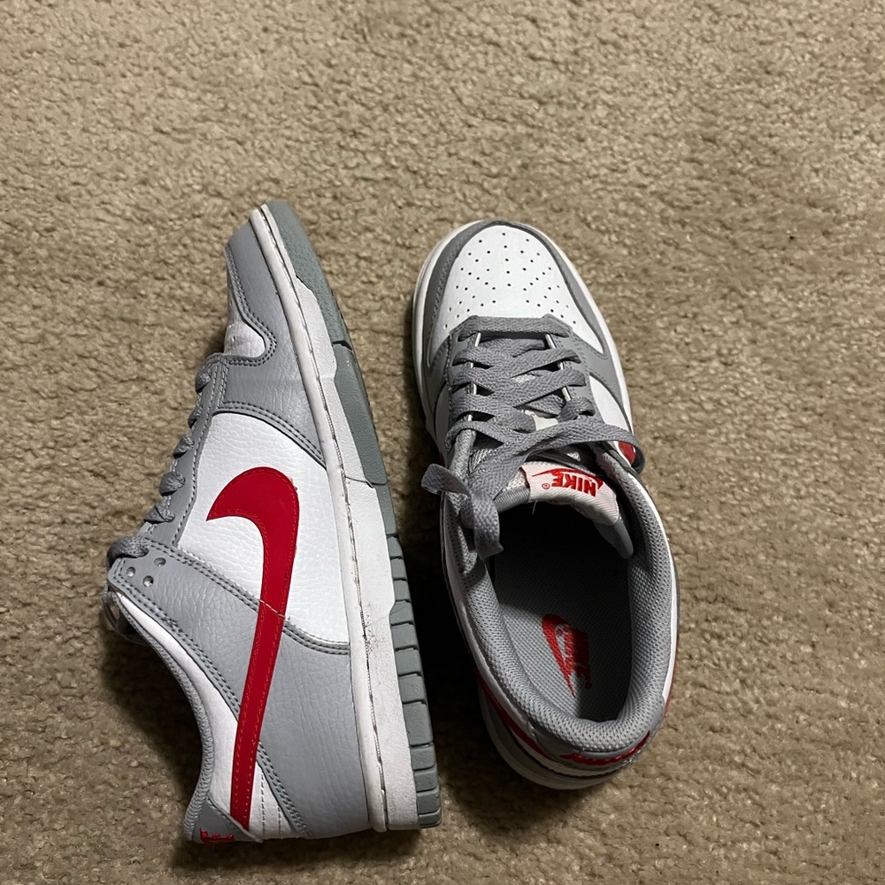 nike dunks university grey red